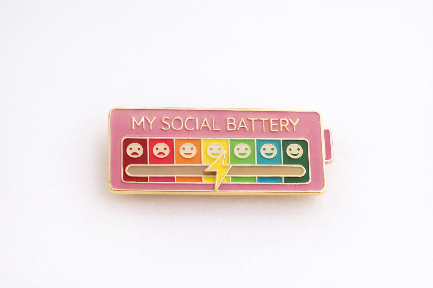 Social Battery Pin – Interactive Mood Slider for Introverts Show your social energy level in a fun and subtle way. Perfect for backpacks, jackets, or denim. A unique and relatable gift for friends, coworkers, or anyone who values their personal space.